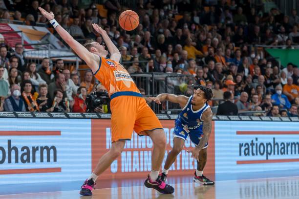 满变数的赛 满变数的赛